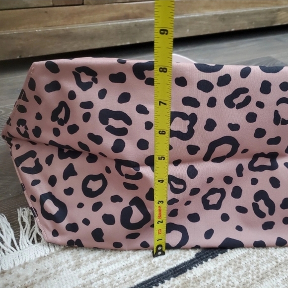 Cat & Jack Leopard Print Bag And Bento Box Set